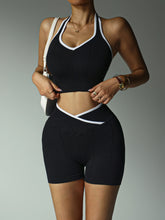 Gym Exercise Set For Women 2pcs Set Yoga Suit Black And White Patchwork Fashionable Halter Top High-Waisted Breathable Shorts